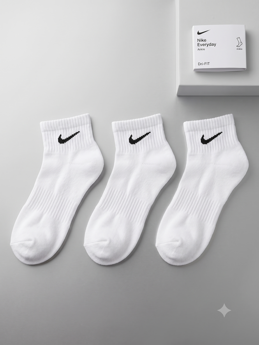 N.I.K.E Dri-FIT Low-Cut Ankle Fit Socks – Pack of 3 (Export Overstock)